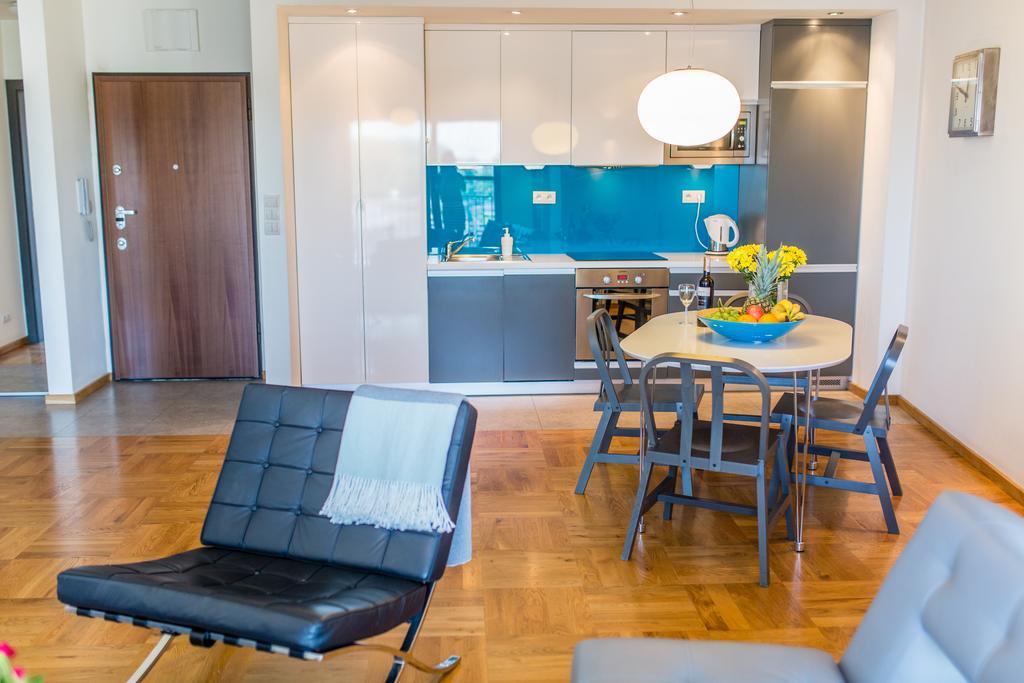 Modern Apartment In City Center Cracóvia Exterior foto